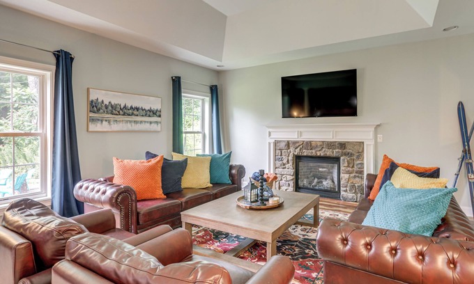 Collins Center Maison | Game Room & Hot Tub: Big Fun in Ellicottville
