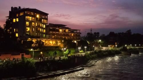 Rishikesh Station Balnéaire | GANGA KINARE- A Riverside Boutique Resort, Rishikesh