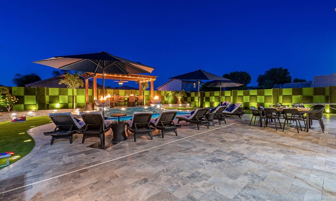 Mission Monterey Maison | Gangster Fak 7BR/4 bath/250kyard/HeatedPool/arcade