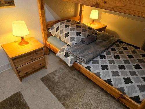 Hoexter Appartement | Ganze Wohnung direkt in Höxter, Casa Azul Hx