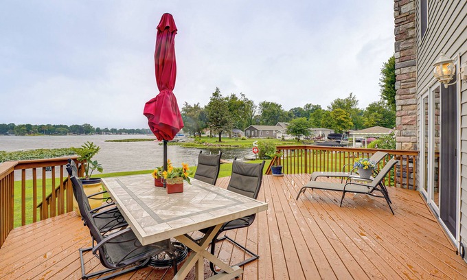 Coldwater Maison | Garage Game Room, Bar: Coldwater Lake House!