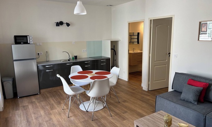 Brezins Appartement | Appartement en rez-de jardin
