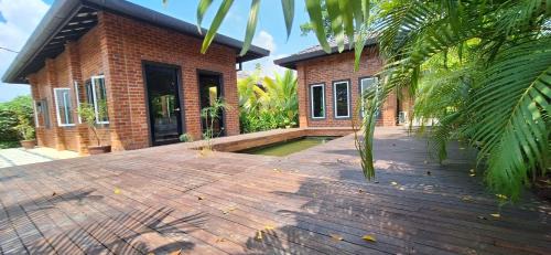 Seremban Maison | Garden Family Suite Seremban 3 by SkyLimit Suites