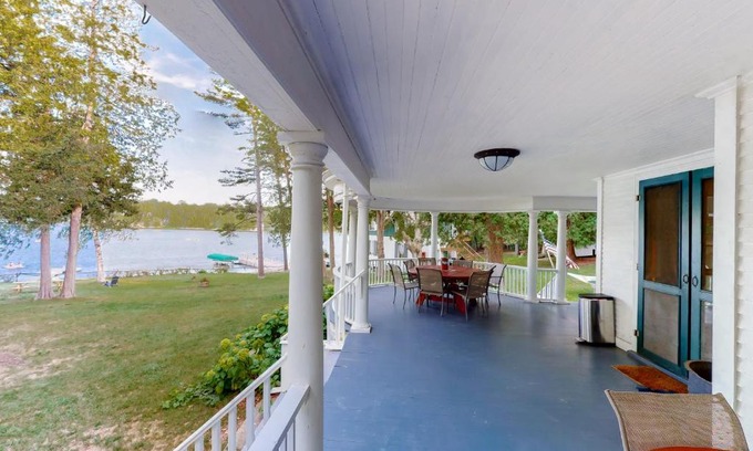 Charlotte Maison | Garden Island's Maple