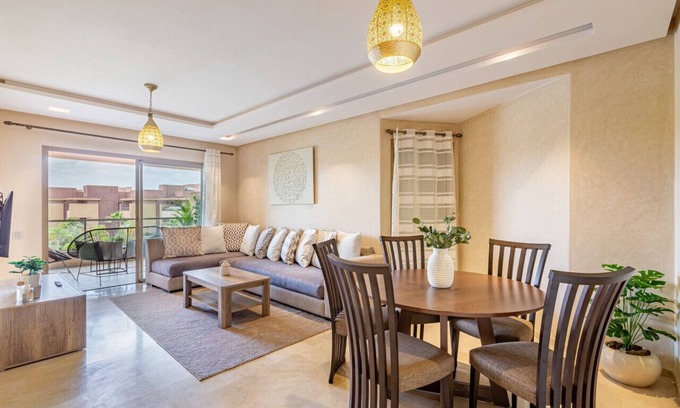 Menara Appartement | garden & pool view - 3 rooms 10min to town center