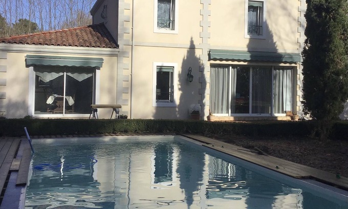 Saint-Paul-les-Dax Maison | Garden Suite, Domaine des Sylenes, avec petit-déjeuner, piscine pour hôtes