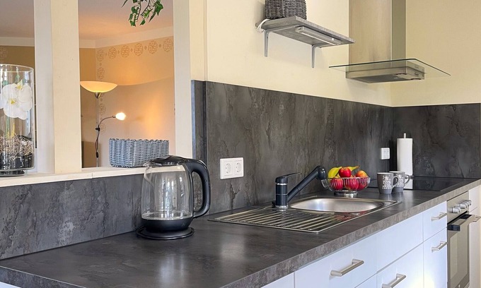 Madfeld Appartement | Appartement moderne à Madfeld avec jardin privé