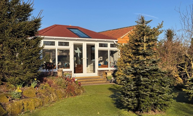 North Bitchburn Maison | Gardenside Lodge self - catering dog friendly holiday home in County Durham