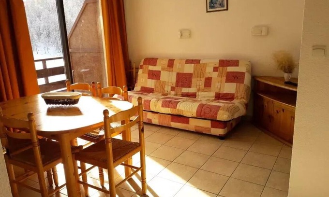 Reallon Appartement | Joli T2 Cosy de 6 couchages a Réallon