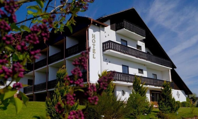Waldeck Hôtel | Garni Hotel & Ferienwohnungen Seeschlößchen