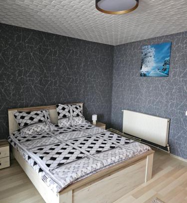 Turnu Magurele Appartement | Garsoniera Dary strada Mihai Bravu bloc G1 Vis a Vis de ROYAL PALACE