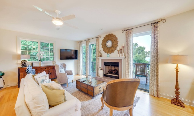 Miller Beach Maison | Gary Vacation Rental < 1 Mi to Indiana Dunes NP!