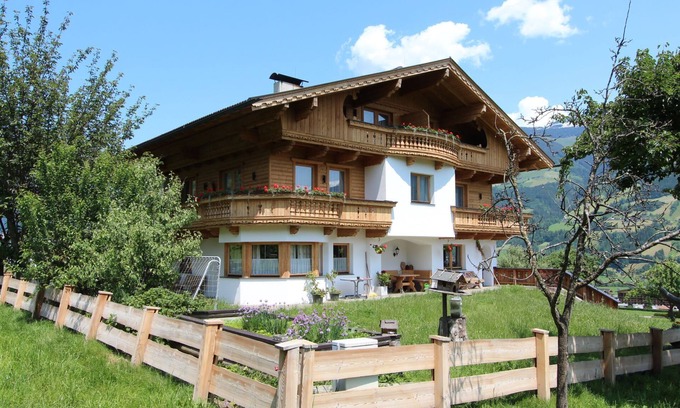 Kapfing Appartement | Gasteighof by Interhome