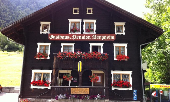 Gurtnellen Hôtel | Gasthaus Bergheim