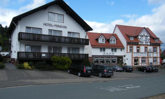 Wolfhagen Maison | Gasthaus Hotel Pfeifferling