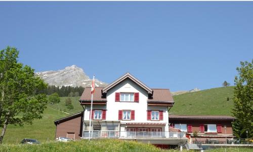 Engelberg Hôtel | Gasthaus Schwand