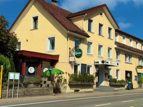 Feldkirch Maison | Gasthaus Tisis