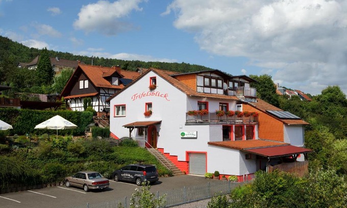 Wernersberg Appartement | Gasthaus Trifelsblick