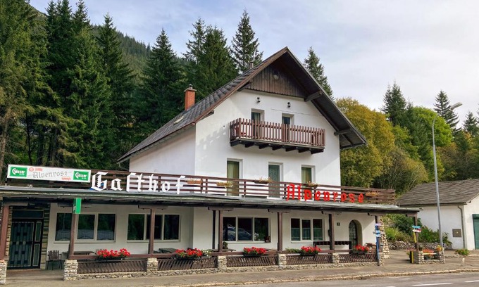 Vordernberg Auberge | Gasthof Alpenrose