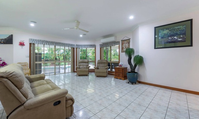 Mossman Maison | Gateway to Port Douglas Daintree