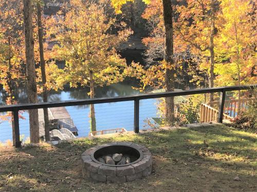 Cullman Maison | Gathering Place Big, with Dock, Fiber, and Tankless WH