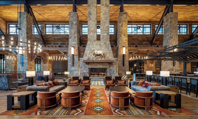 Aurora Hôtel | Gaylord Rockies Resort & Convention Center