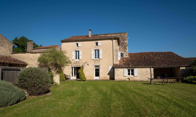 Gazaupouy Maison | Gazaupouy Côté Sud, jardin clos et piscine avec vue sur le Gers et les Pyrénées