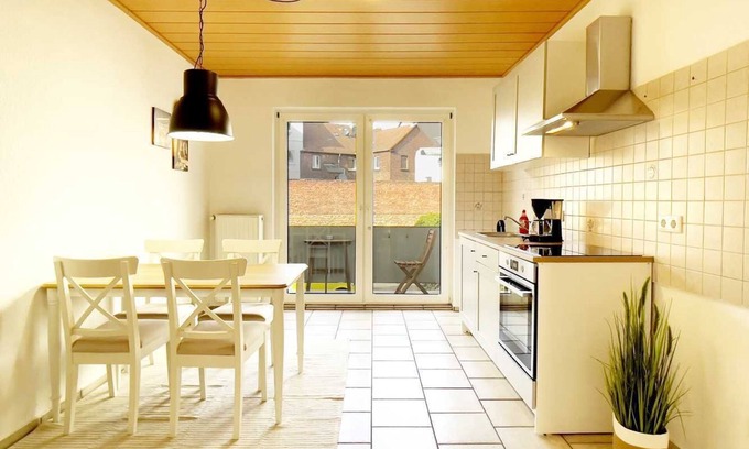 Schalke Appartement | Ge09b - Ferienwohnung mit Balkon in Gelsenkirchen, 50qm, 2,5 Zimmer, Max. 4 Personen