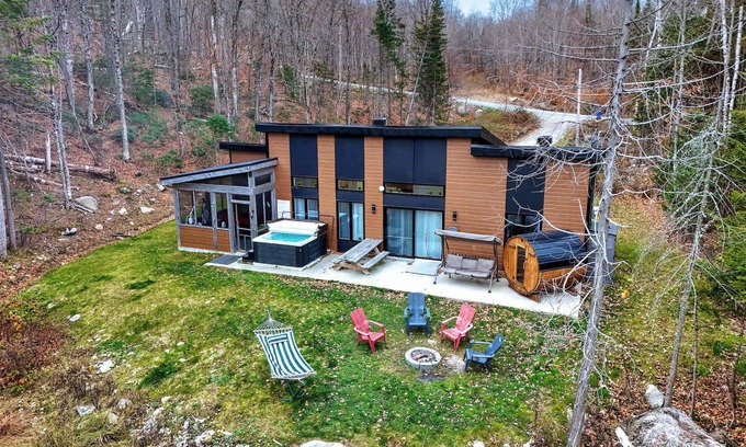 Chertsey Chalet De Ski | Geai bleu | Bord lac | spa | sauna | chien accepté
