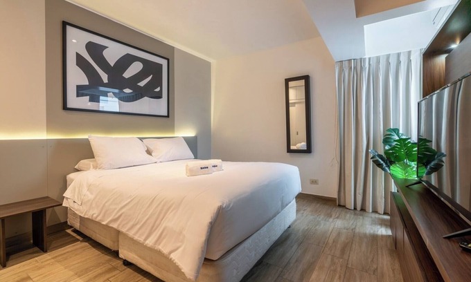 Armendariz Appartement | geko| Lumiere 1BR steps to Larcomar