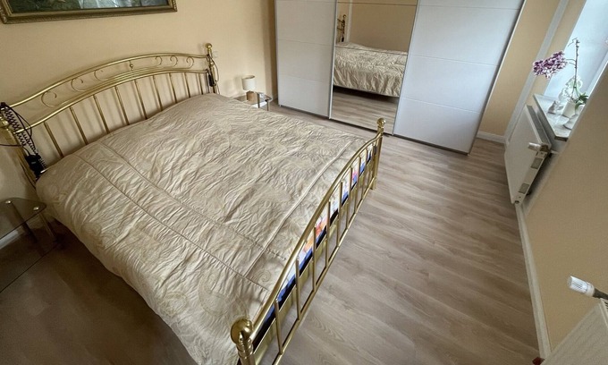 Schweez Appartement | Gemütlich Ferienwohnung mit Romantischen Teichblick