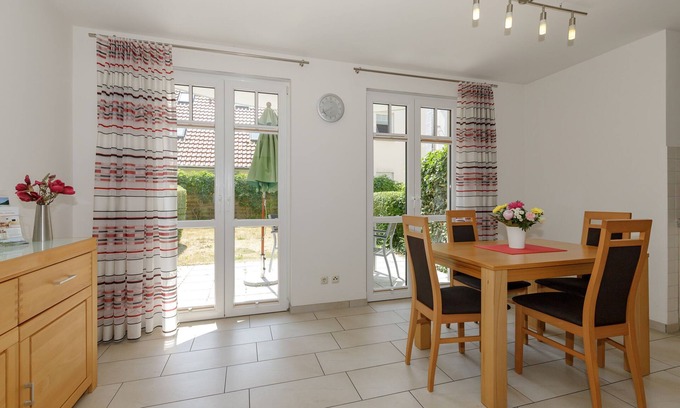 Alt Gaarz Appartement | Gemütlich und Hochwertig in Einer Schönen 2-raum Wohnung