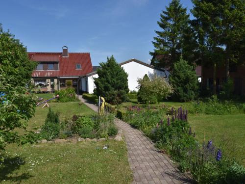Blowatz Appartement | Gemütliche Ferienwohnung mit Garten in Robertsdorf
