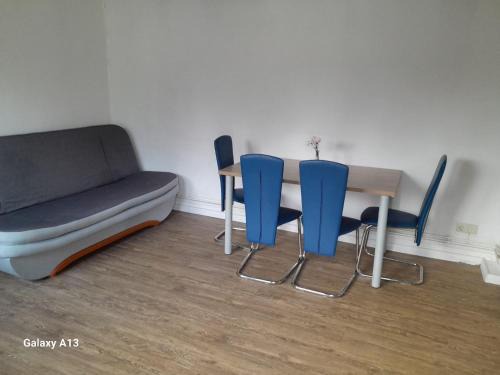 Neumuenster Appartement | gemütliche Gäste Suite im Herzen von Neumünster