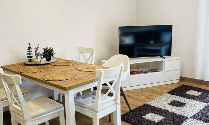Weikersheim Appartement | Gemütliche Maisonette Wohnung mit Terrasse und Balkon an der Romantischen Straße