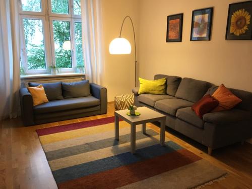 Wieden Appartement | Gemütliche ruhige Altbauwohnung Nähe Hauptbahnhof und City