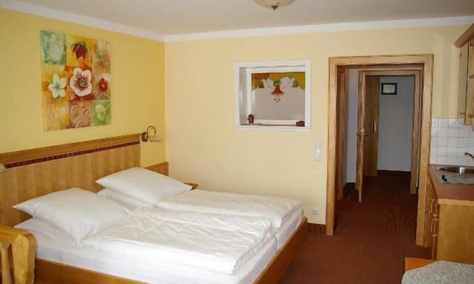 Rabenstein Appartement | Appartement confortable avec salon et chambre combinés