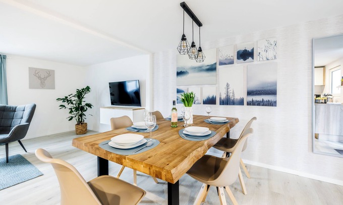 Joachimsthal Maison | Gemütliches Ferienhaus am See I Terrasse I Strand Fussläufig I Garten