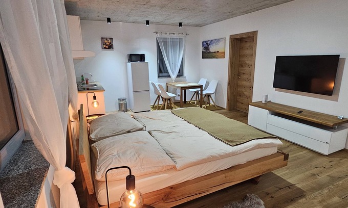 Mattighofen Appartement | Gemütliches Gästezimmer in Mattighofen- Ruhig - Angenehm - Entspannung
