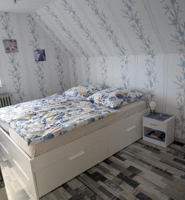 Pewsum Appartement | Gemütliches Gästezimmer an der Nordsee
