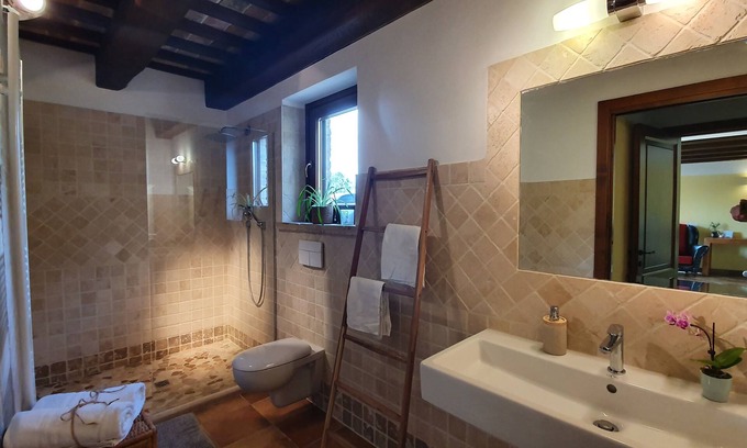 Montefiore dell'Aso Maison | Gemütliches Kleines Haus in Einem Borgo mit Gemeinschafts-pool und Sauna