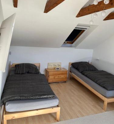 Theenhausen Appartement | Gemütliches, ruhiges Zimmer mit eigenem Bad