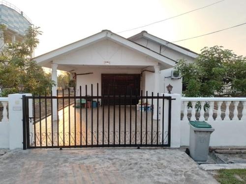 Gemas Maison | Gemas Homestay RIA
