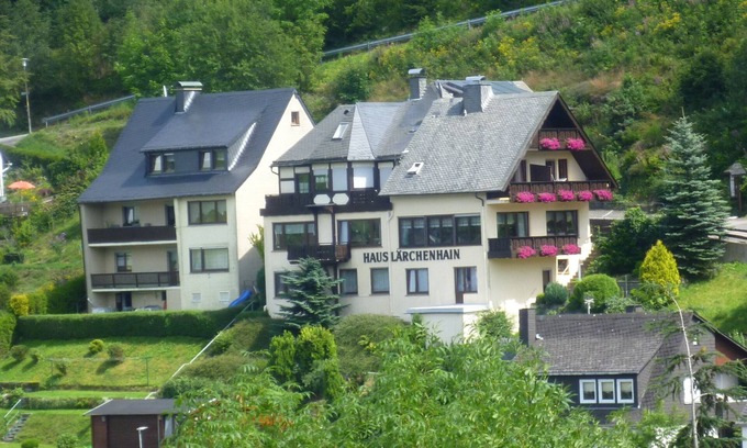 Schwalefeld Appartement | ☎️🍀🌹Appartement moderne et confortablement meublé avec balcon pour 2-8 personnes🌹🍀 (🌹🍀