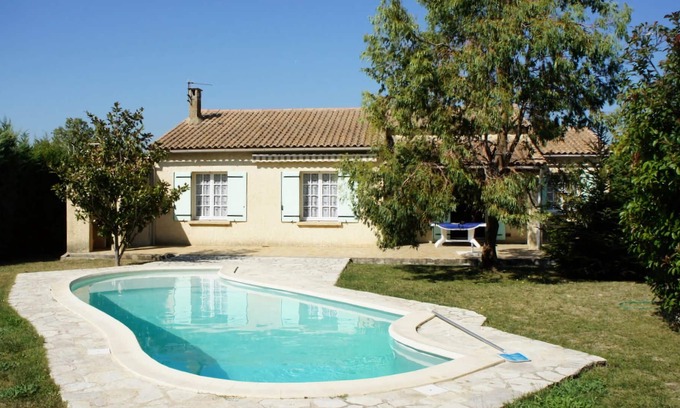 Plan-d'Orgon Maison | Genestière, Holiday cottage with private pool in Provence
