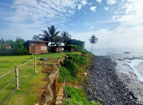 Sao Tome Island Cabine | GENTE D'AQUI Ngê D'ai êê