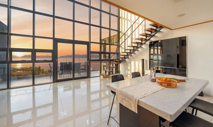 Geoje Maison | Geoje Ahat Spa Pension
