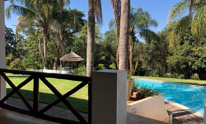 Tzaneen Cabine | Georges Valley Lodge