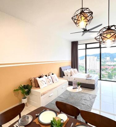 George Town Appartement | Georgetown Beacon SkyPool 9 pax Family & Baby-Friendly Luxury Suite Penang