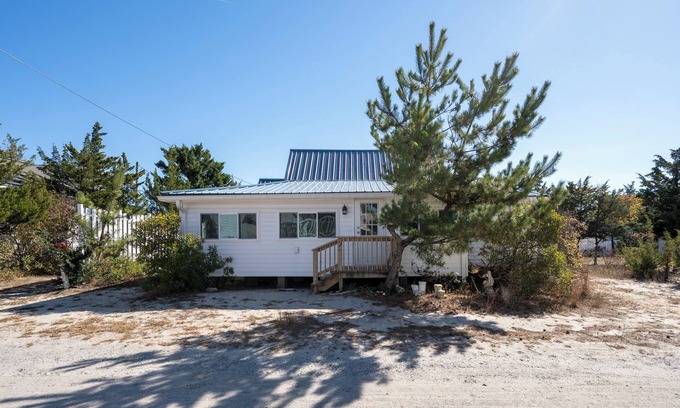 Broadkill Beach Maison | Georgia Avenue - bay block in Broadkill Beach!
